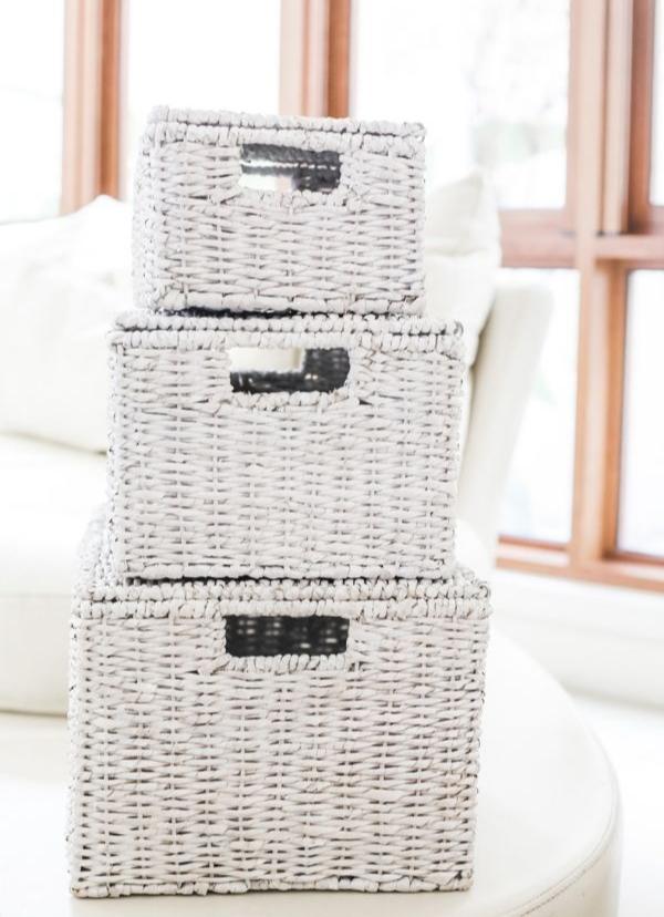 HAMPTON White Sand Seagrass Baskets with Lids